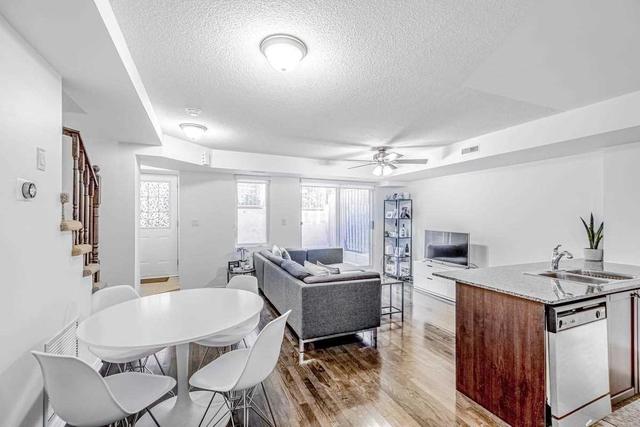 129 - 25 Turntable Cres, Townhouse with 2 bedrooms, 2 bathrooms and 1 parking in Toronto ON | Image 14