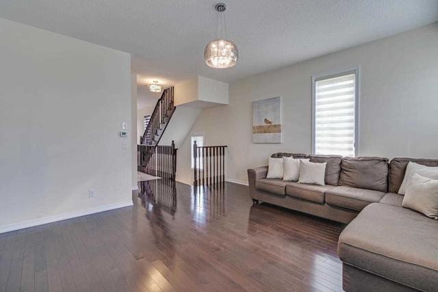58 Soccavo Cres, Townhouse with 3 bedrooms, 3 bathrooms and 2 parking in Brampton ON | Image 37