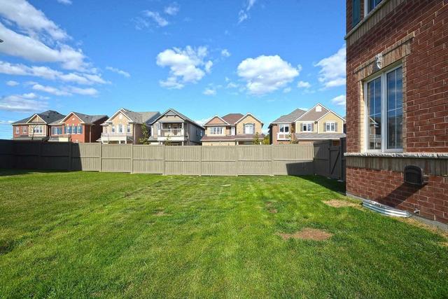 29 Ringway Rd W, House detached with 4 bedrooms, 3 bathrooms and 4 parking in Brampton ON | Image 9