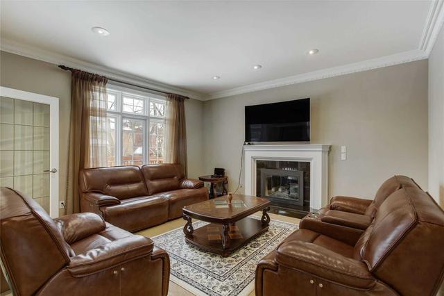 365 Princess Ave, House detached with 5 bedrooms, 7 bathrooms and 6 parking in Toronto ON | Image 6