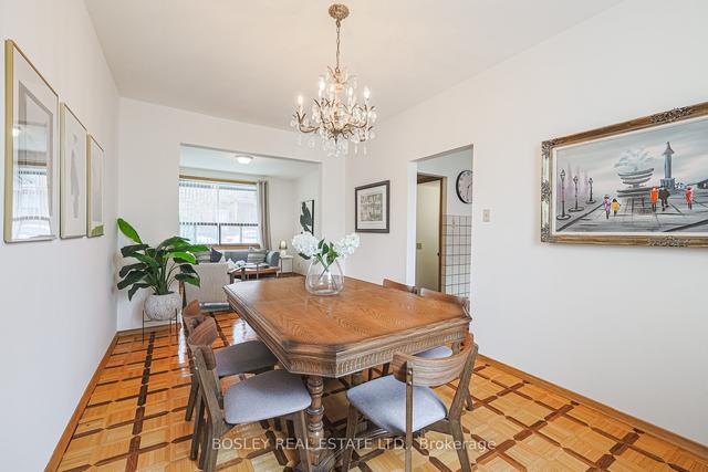 640 Manning Ave, House semidetached with 5 bedrooms, 2 bathrooms and 2 parking in Toronto ON | Image 38