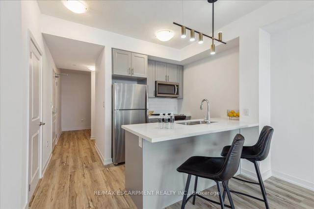 1001 - 450 Dundas St E, Condo with 1 bedrooms, 2 bathrooms and 1 parking in Hamilton ON | Image 7