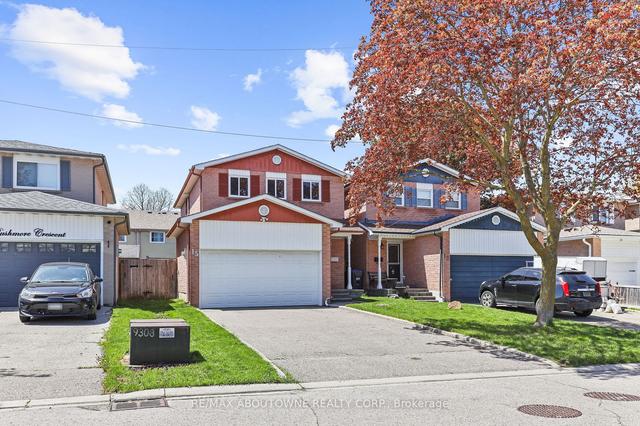 15 Rushmore Cres, House detached with 3 bedrooms, 2 bathrooms and 6 parking in Brampton ON | Image 1