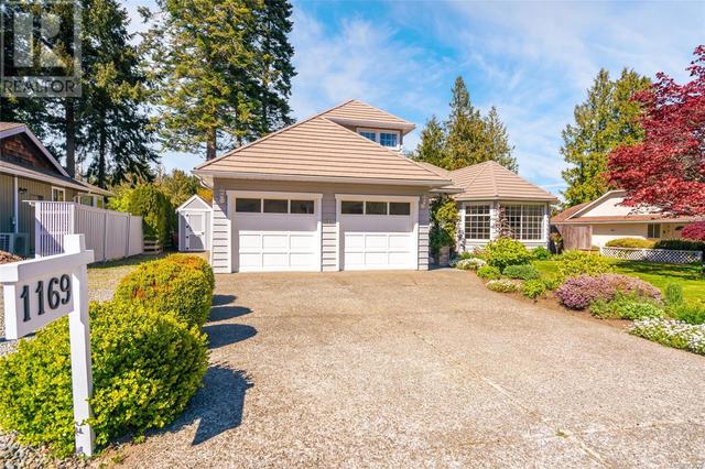 1169 Wedgewood Close, House detached with 3 bedrooms, 2 bathrooms and 3 parking in Qualicum Beach BC | Image 65