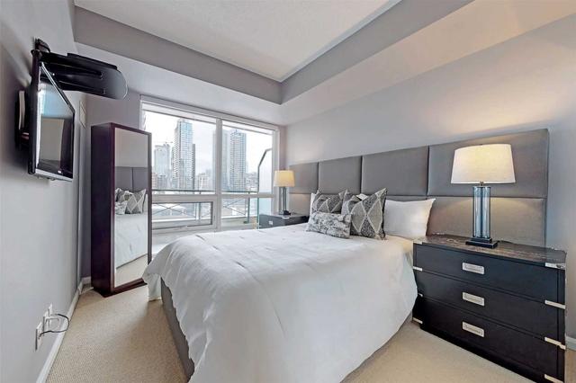 1304 - 35 Hayden St, Condo with 1 bedrooms, 1 bathrooms and 1 parking in Toronto ON | Image 20
