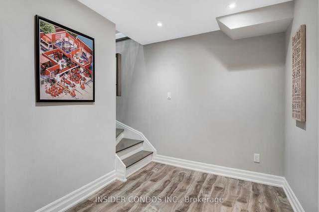 111 Regency View Hts, House detached with 3 bedrooms, 3 bathrooms and 6 parking in Vaughan ON | Image 20
