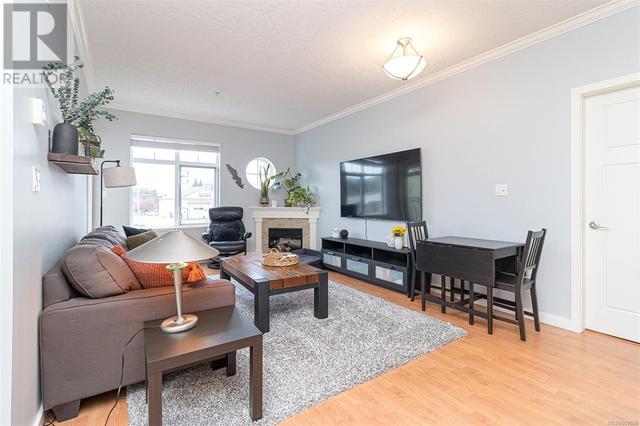 206 - 7088 West Saanich Rd, Condo with 2 bedrooms, 2 bathrooms and 4 parking in Central Saanich BC | Image 5