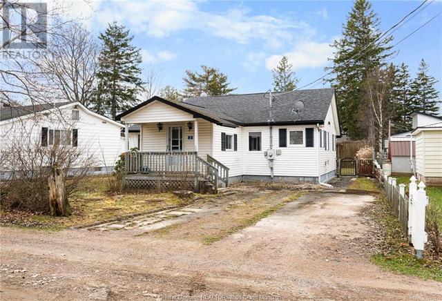 3 Sandshore Rd, House detached with 3 bedrooms, 1 bathrooms and null parking in Shediac P NB | Image 1