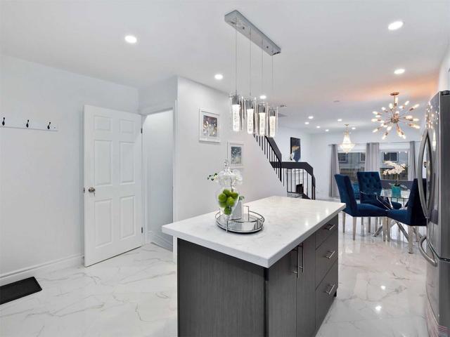 100 - 275 Manse Rd, Townhouse with 4 bedrooms, 3 bathrooms and 1 parking in Toronto ON | Image 27