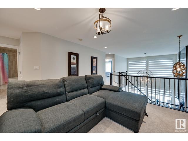 5748 Keeping Cr Sw, House detached with 4 bedrooms, 4 bathrooms and 4 parking in Edmonton AB | Image 25