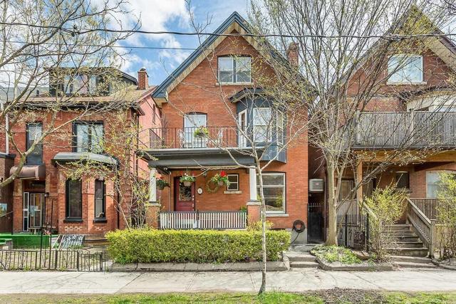 11 Lansdowne Ave, House detached with 5 bedrooms, 3 bathrooms and 2 parking in Toronto ON | Image 1