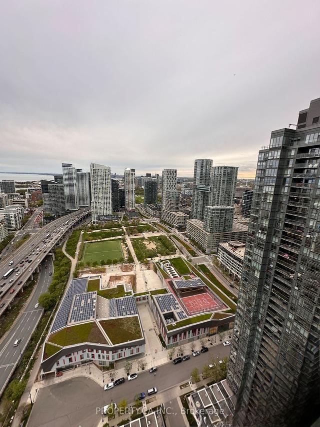 4301 - 11 Brunel Ct, Condo with 1 bedrooms, 1 bathrooms and 1 parking in Toronto ON | Image 11