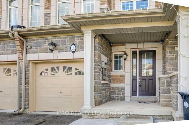 51 Ivor Cres, House attached with 3 bedrooms, 4 bathrooms and 2 parking in Brampton ON | Image 4