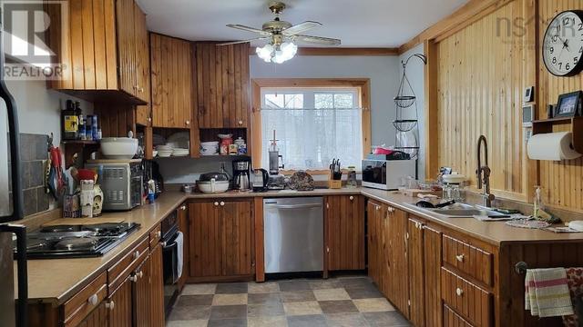 46 Wellington St, House detached with 3 bedrooms, 1 bathrooms and null parking in Pictou, Subd. A NS | Image 3