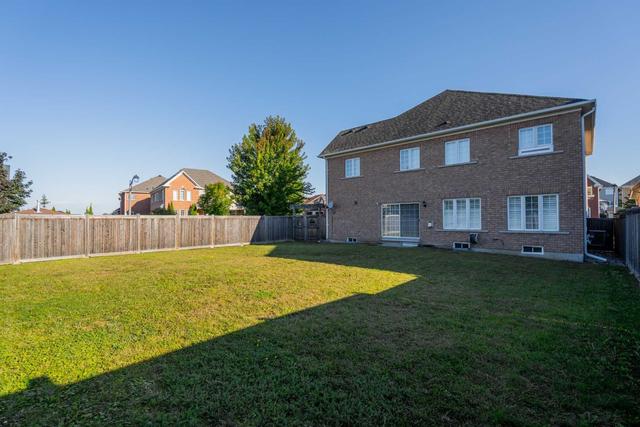 1666 Ballantrae Dr, House detached with 4 bedrooms, 4 bathrooms and 6 parking in Oshawa ON | Image 32