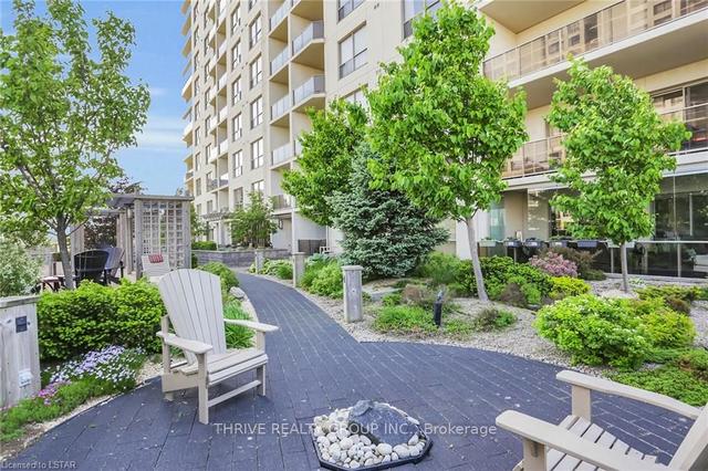 2004 - 330 Ridout St S, Condo with 2 bedrooms, 2 bathrooms and 1 parking in London ON | Image 33