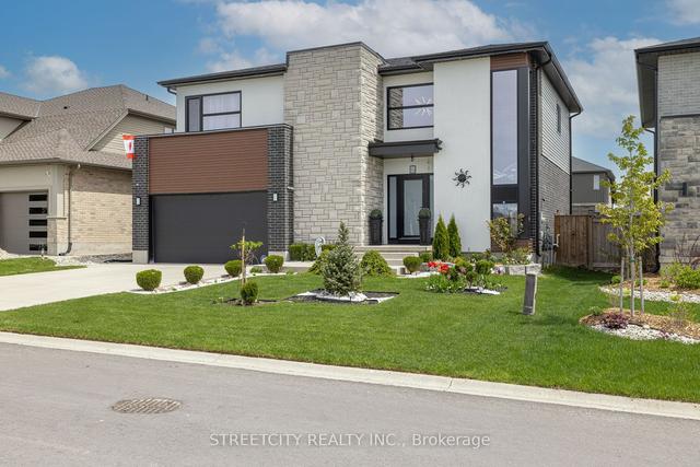 2405 Brayford Cres, House detached with 0 bedrooms, 3 bathrooms and 6 parking in London ON | Image 12