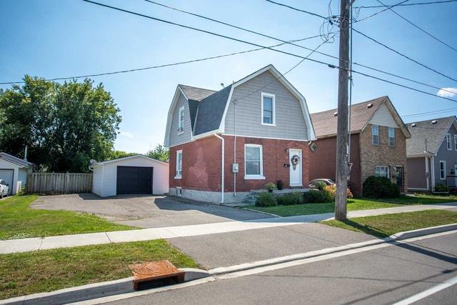 9 Elgin St, House detached with 3 bedrooms, 2 bathrooms and 6 parking in Brantford ON | Image 23