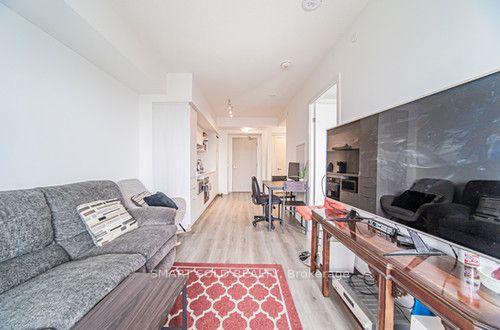 4512 - 138 Downes St, Condo with 1 bedrooms, 1 bathrooms and 0 parking in Toronto ON | Image 3