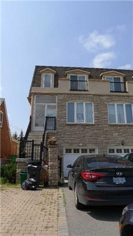 Upper - 2 B Madeline Rd, House semidetached with 2 bedrooms, 3 bathrooms and 1 parking in Toronto ON | Image 1