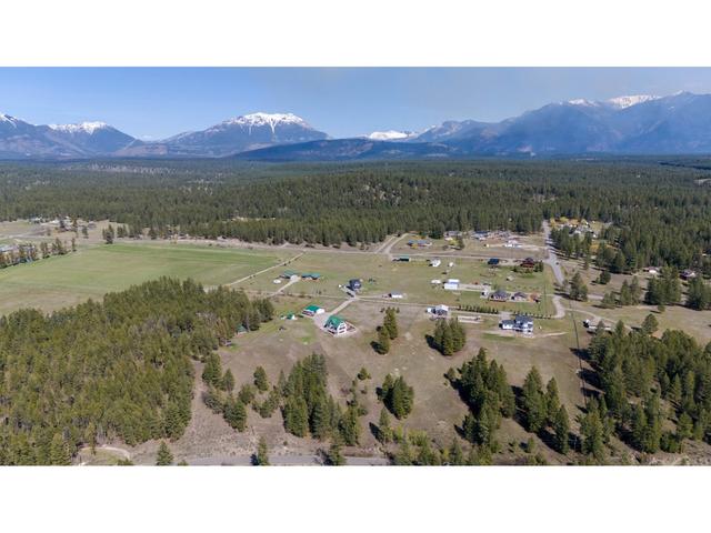 779 Sundown Lane, House detached with 3 bedrooms, 4 bathrooms and null parking in East Kootenay B BC | Image 71