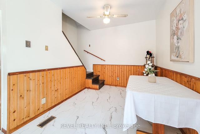 88 Garside Ave N, House detached with 2 bedrooms, 1 bathrooms and 1 parking in Hamilton ON | Image 9