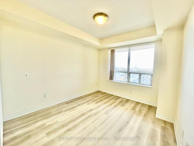 1012 - 2 Clairtrell Rd, Condo with 1 bedrooms, 1 bathrooms and 1 parking in Toronto ON | Image 7
