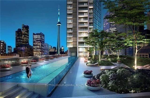 2701 - 1 The Esplanade Dr, Condo with 1 bedrooms, 1 bathrooms and 0 parking in Toronto ON | Image 1