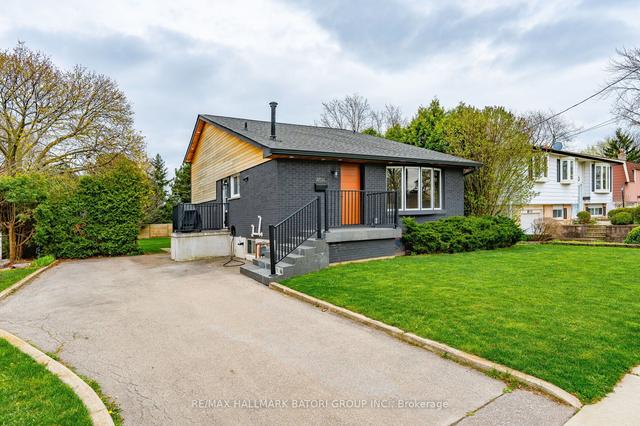 4514 Longmoor Dr, House detached with 3 bedrooms, 2 bathrooms and 4 parking in Burlington ON | Image 1