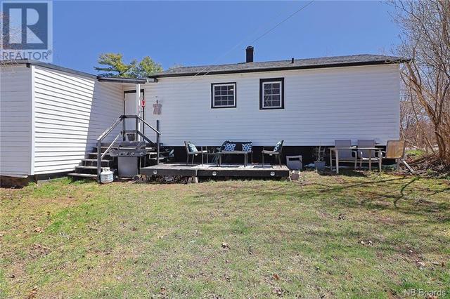 300 Broad Rd, House detached with 3 bedrooms, 1 bathrooms and null parking in Burton NB | Image 27