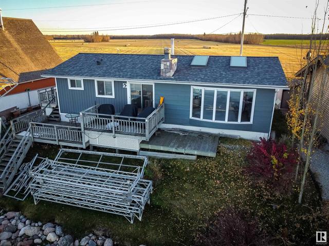 6806 50 Av, House detached with 3 bedrooms, 2 bathrooms and null parking in Val Quentin AB | Image 3