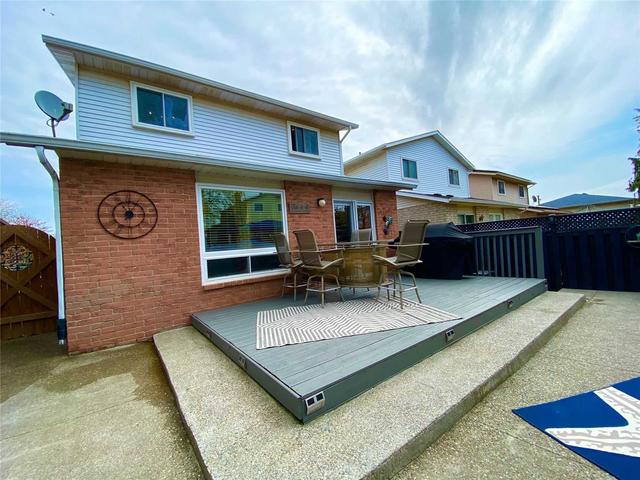 2563 Whittaker Dr, House detached with 3 bedrooms, 3 bathrooms and 3 parking in Burlington ON | Image 30