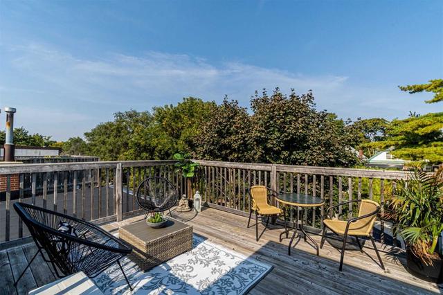 34 Kenneth Ave, House semidetached with 4 bedrooms, 4 bathrooms and 2 parking in Toronto ON | Image 32