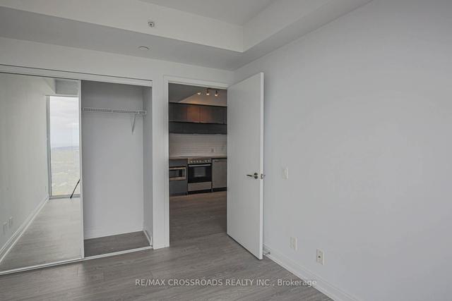5303 - 181 Dundas St E, Condo with 2 bedrooms, 1 bathrooms and 1 parking in Toronto ON | Image 16