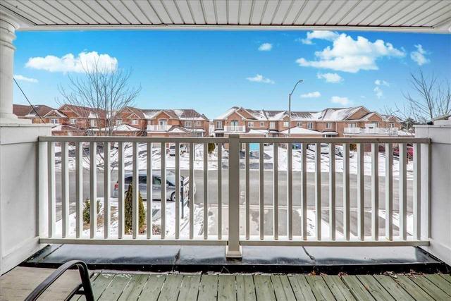 8 Bon Echo Crt, House semidetached with 3 bedrooms, 5 bathrooms and 4 parking in Toronto ON | Image 21