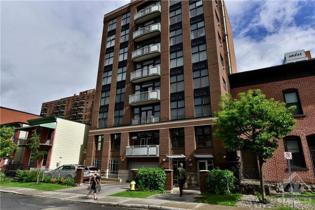 2a - 144 Clarence Street, Condo with 2 bedrooms, 2 bathrooms and 1 parking in Ottawa ON | Image 1
