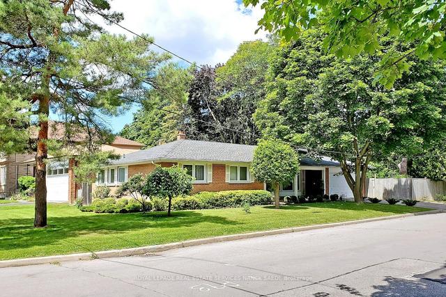 68 Longmore St, House detached with 3 bedrooms, 3 bathrooms and 4 parking in Toronto ON | Image 24