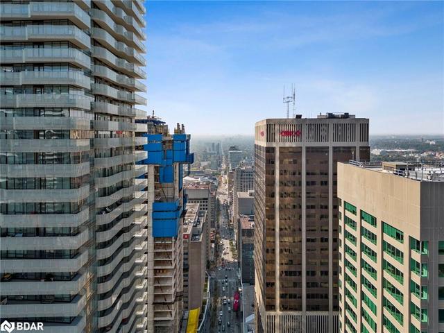 507 - 1 Bloor Street E, House attached with 2 bedrooms, 2 bathrooms and 1 parking in Toronto ON | Image 32
