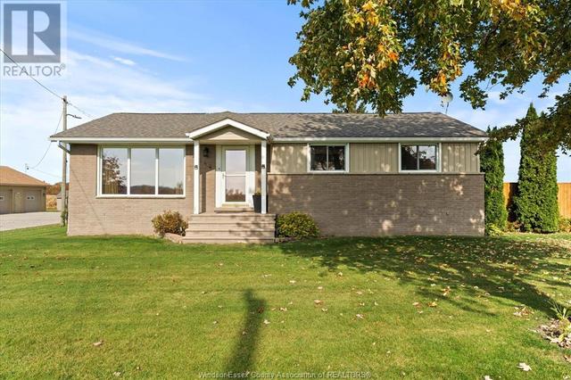 4644 Concession Rd 4, House detached with 3 bedrooms, 1 bathrooms and null parking in Essex ON | Image 3