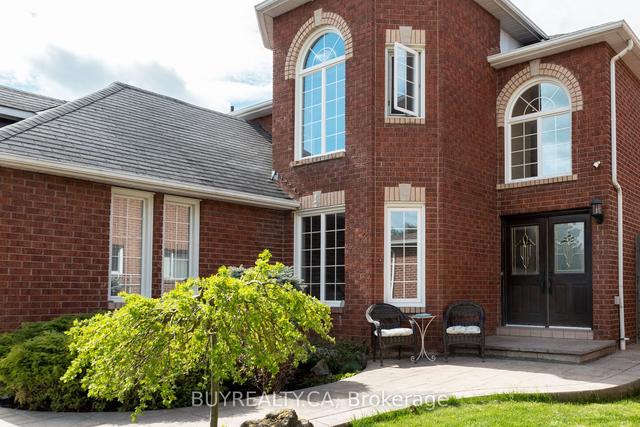 14 Shadywood Rd, House detached with 4 bedrooms, 4 bathrooms and 6 parking in Brampton ON | Image 24