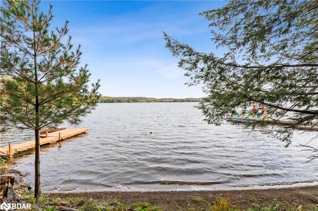 1464 Northshore Rd, House detached with 2 bedrooms, 1 bathrooms and 7 parking in Muskoka Lakes ON | Image 12