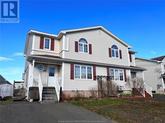 445 Twin Oaks Dr, House semidetached with 3 bedrooms, 1 bathrooms and null parking in Moncton NB | Image 1