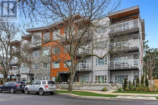 204 - 9861 Third St, Condo with 1 bedrooms, 1 bathrooms and 1 parking in Sidney BC | Image 1