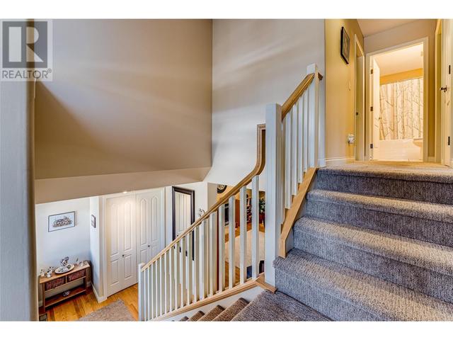 19 Kestrel Crt, House detached with 4 bedrooms, 3 bathrooms and 6 parking in Vernon BC | Image 21