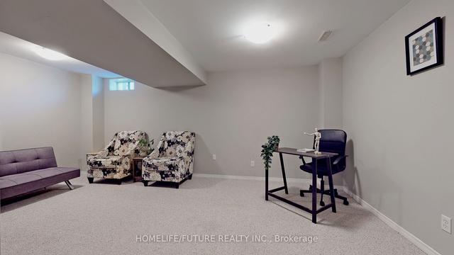 10 Chance Ct, House attached with 3 bedrooms, 3 bathrooms and 3 parking in Clarington ON | Image 29