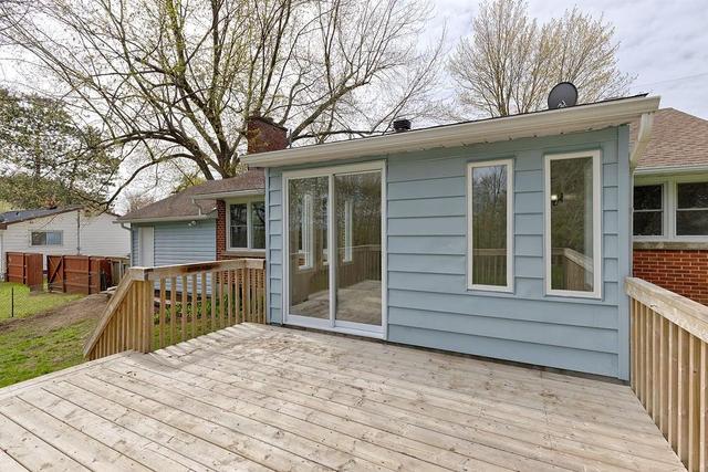 28 Springhill Cres, House detached with 3 bedrooms, 1 bathrooms and 2 parking in Petawawa ON | Image 26