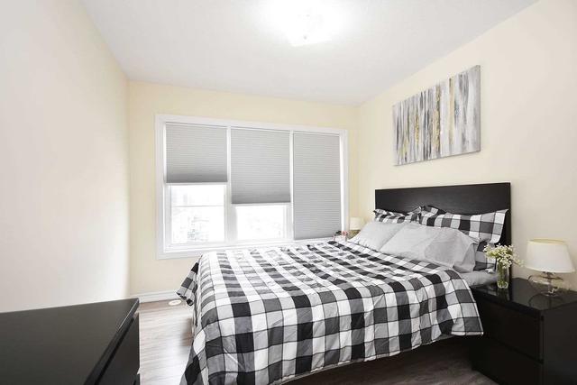 100 - 200 Veterans Dr, Townhouse with 3 bedrooms, 3 bathrooms and 2 parking in Brampton ON | Image 22