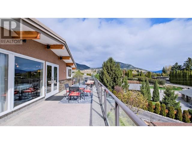 404 West Bench Dr, House detached with 4 bedrooms, 3 bathrooms and 7 parking in Okanagan Similkameen F BC | Image 55