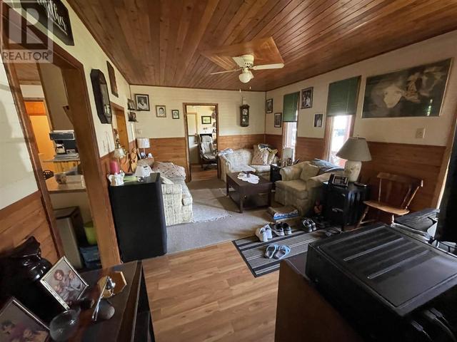 4944 Hwy 588, House detached with 2 bedrooms, 1 bathrooms and null parking in Gillies ON | Image 11
