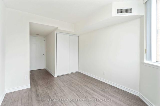 809 - 80 Alton Towers Circ, Condo with 2 bedrooms, 2 bathrooms and 1 parking in Toronto ON | Image 13